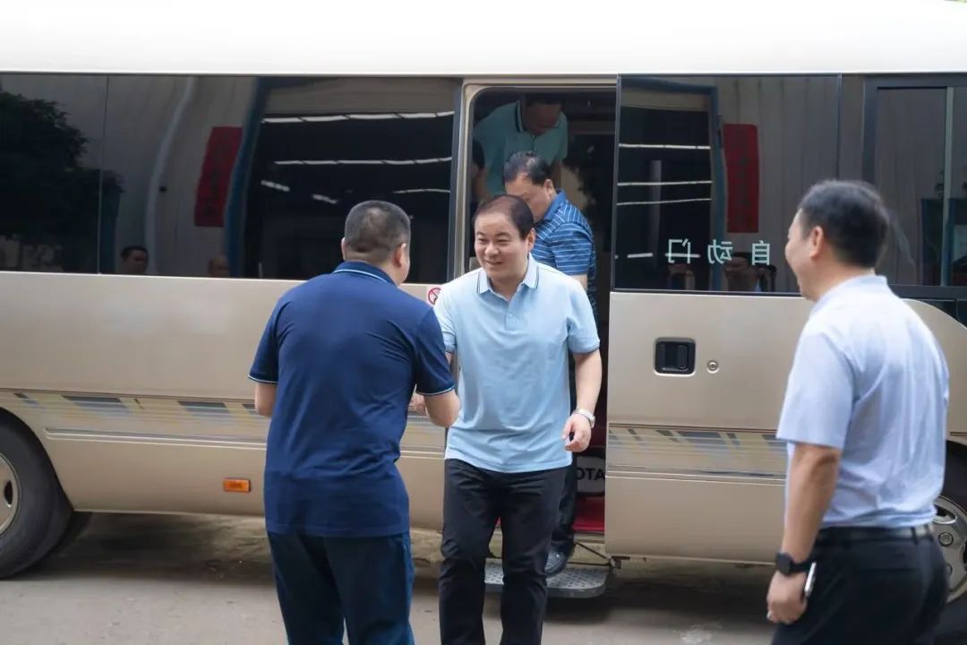 衡陽市委副書記、市長朱健一行赴朝陽集團(tuán)進(jìn)行考察